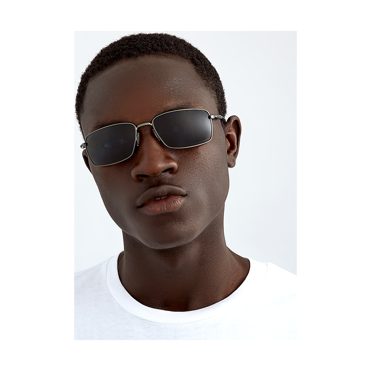 700285807683_GL_shad_omfr.png?