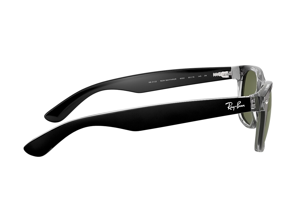 Amazon.com: Ray-Ban RB2132 NEW WAYFARER Square Sunglasses For Men For Women  + BUNDLE with Designer iWear Eyewear Kit (Black/Crystal Lens G-15 Green) :  