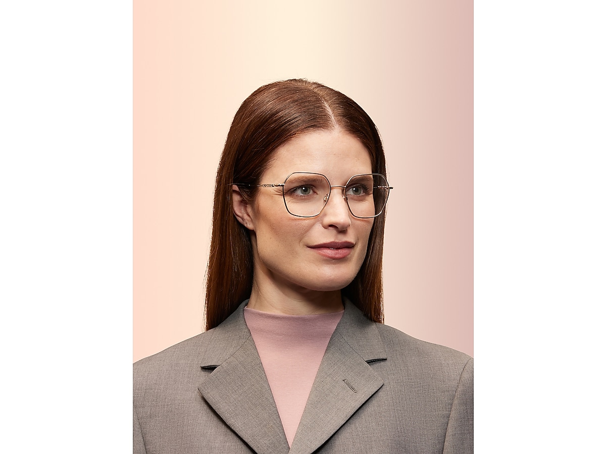バーバリー ヒーロー」登場 | Burberry®公式サイト